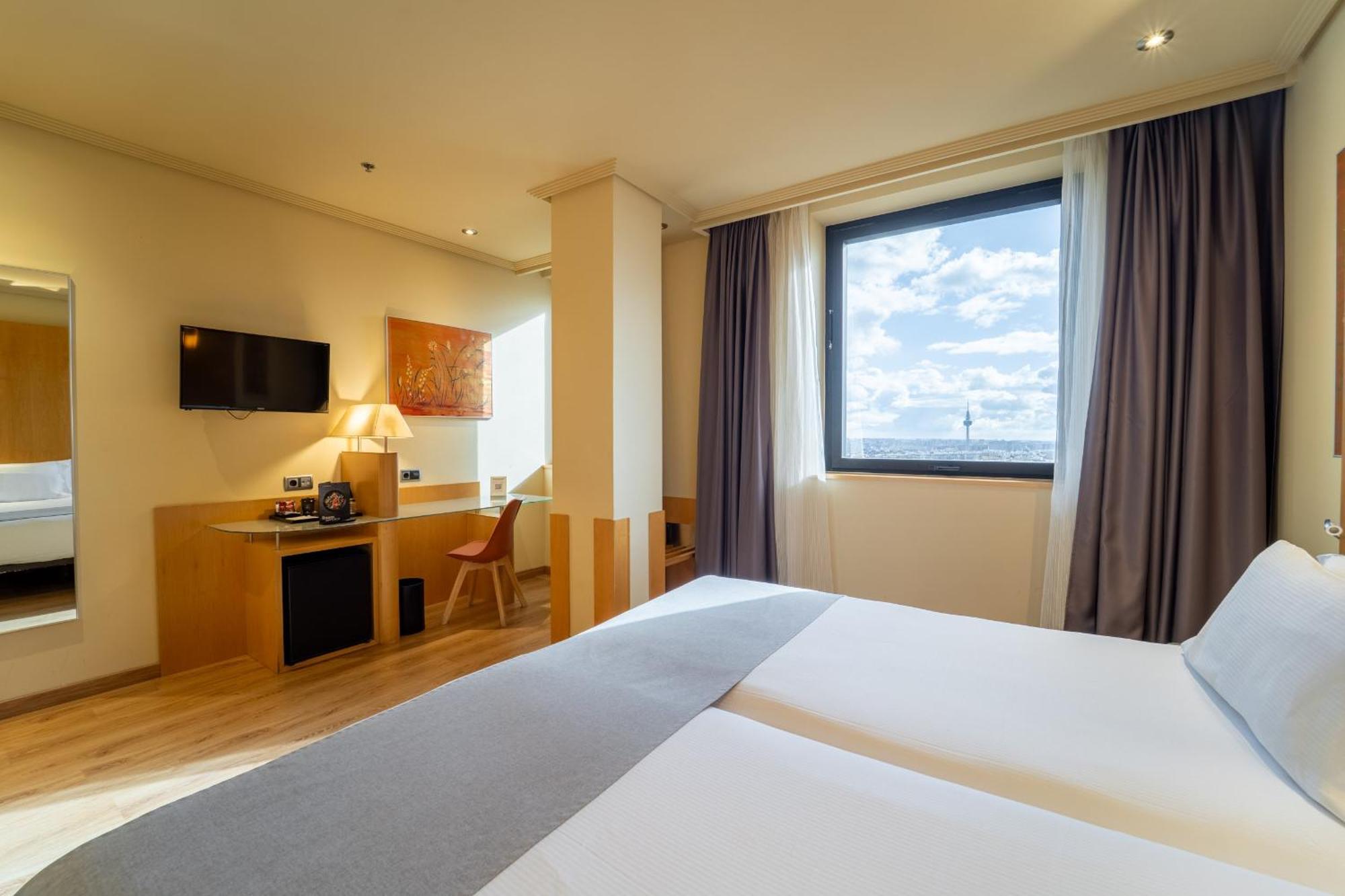 Standard Twin Room,1758274117:JPEG